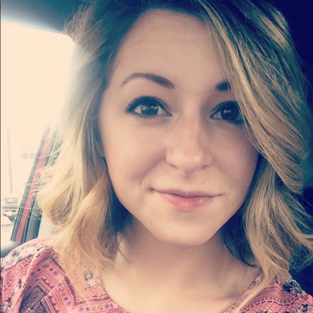 Meet your Posher, Anna